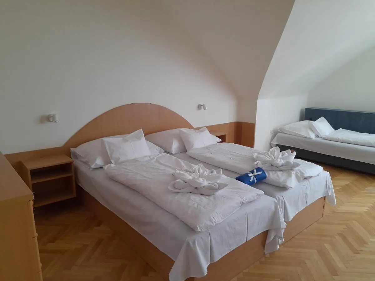 Nimrod Vendeghaz Hotel Hajduszoboszlo